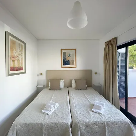 Aparthotel Mouraliz By Hd - Marina 3*